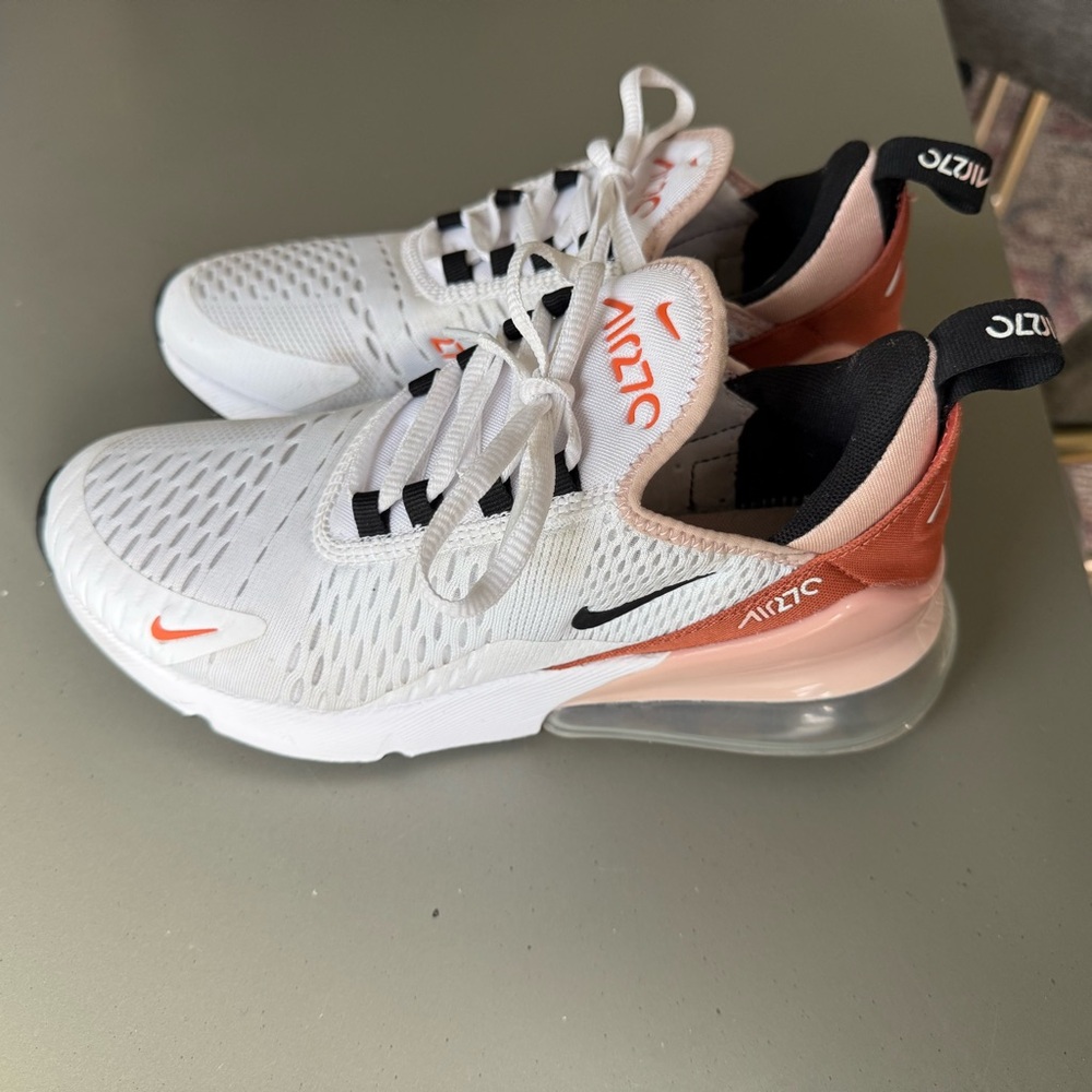 Nike Air Max 270 - Picture 5 of 7